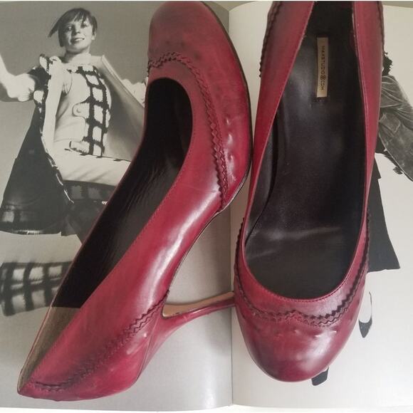 MAX STUDIO Burgundy Pump Heels Size 9.5 - Picture 1 of 10